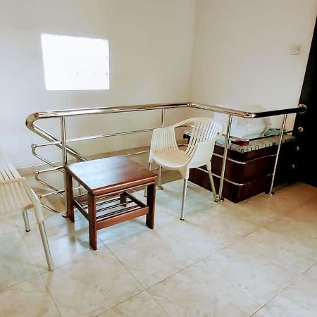 Villa Senan - 2 Apartments - Мірісса Екстер'єр фото